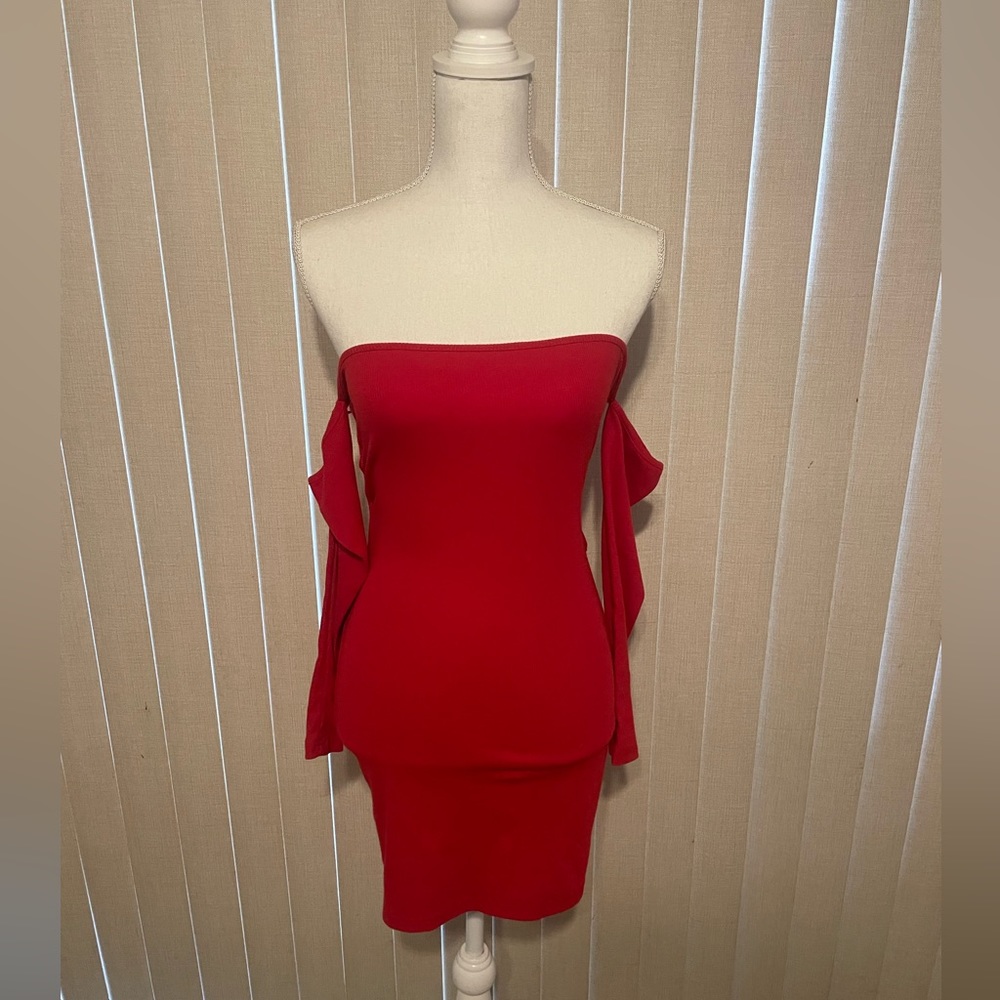 Glamaker Red Dress Size M - Picture 2 of 5
